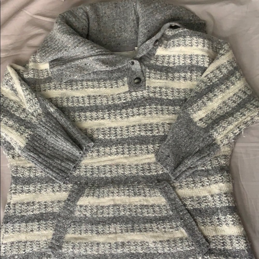 Anthropologie sweater size L